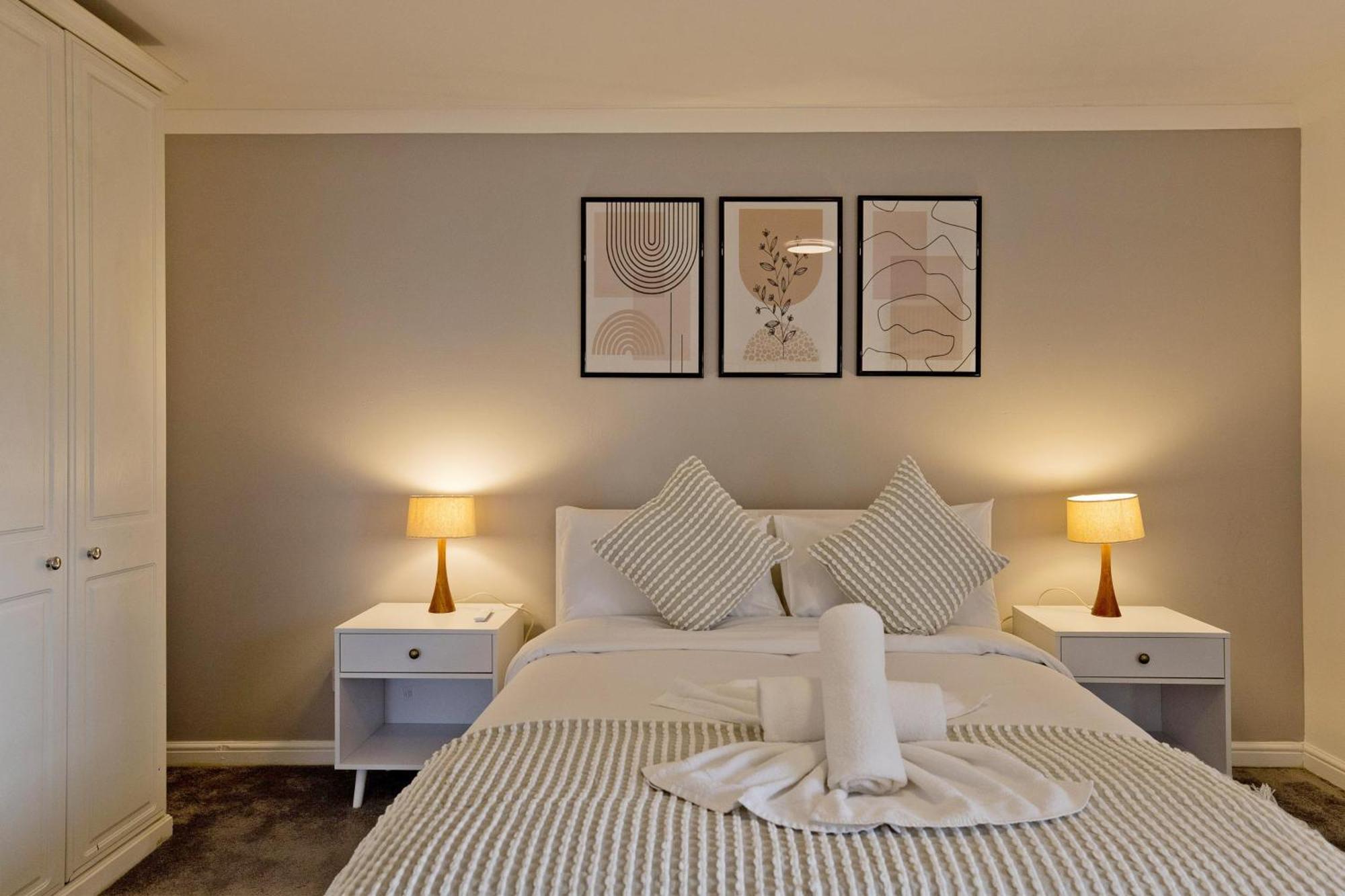 Imperial Meridian Place Apartment 런던 외부 사진