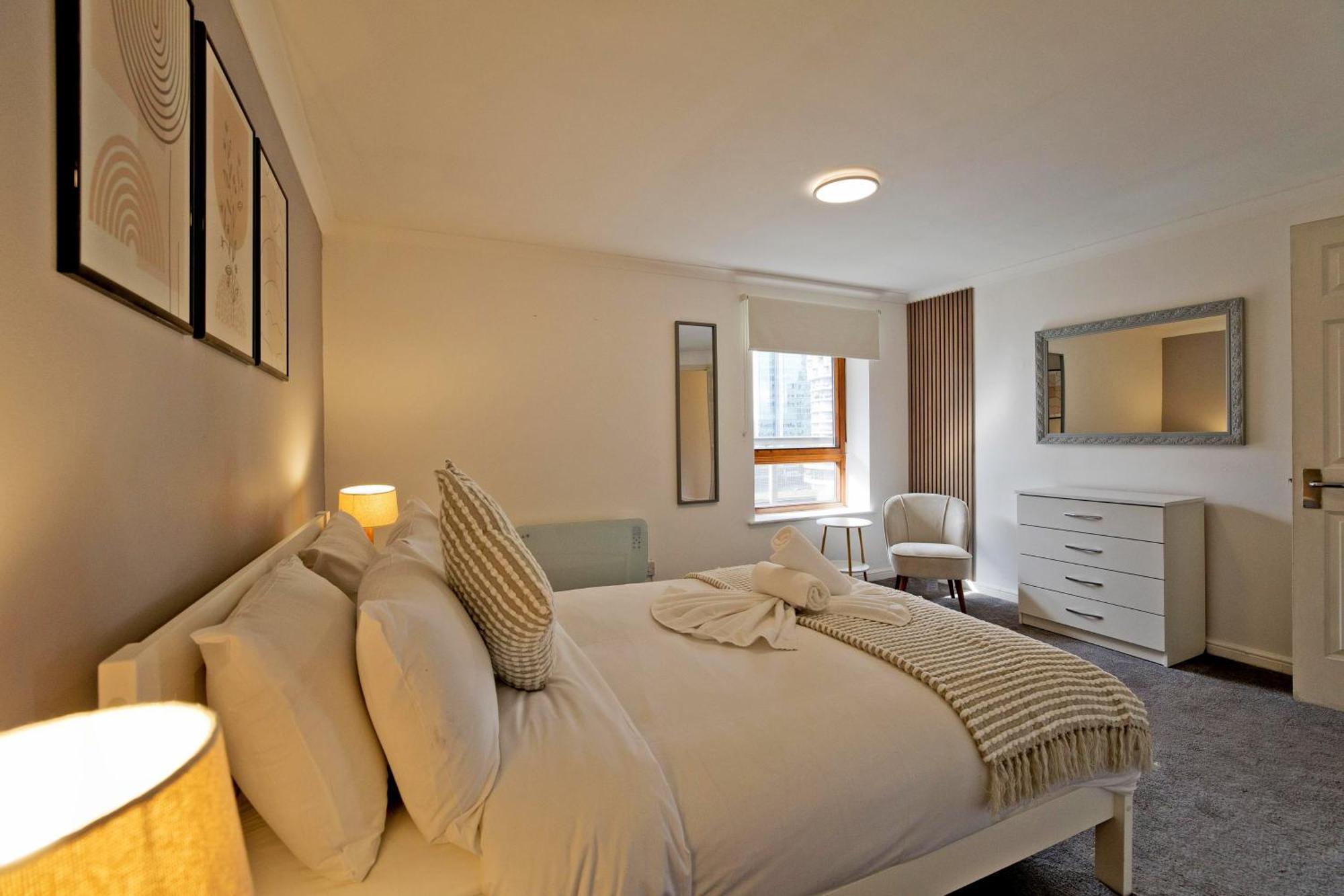 Imperial Meridian Place Apartment 런던 외부 사진