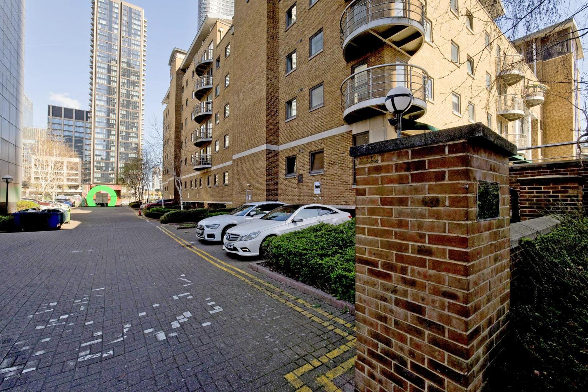 Imperial Meridian Place Apartment 런던 외부 사진
